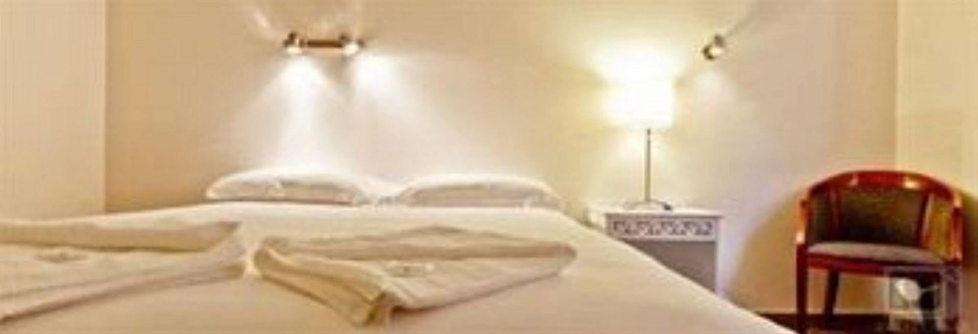 Cbd Hotel Newcastle Esterno foto